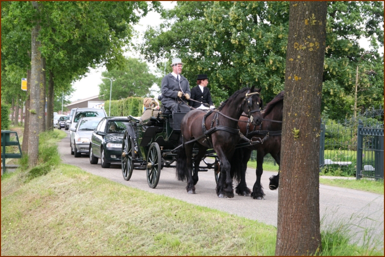935 Willy & Gerard 111 Met de Koets